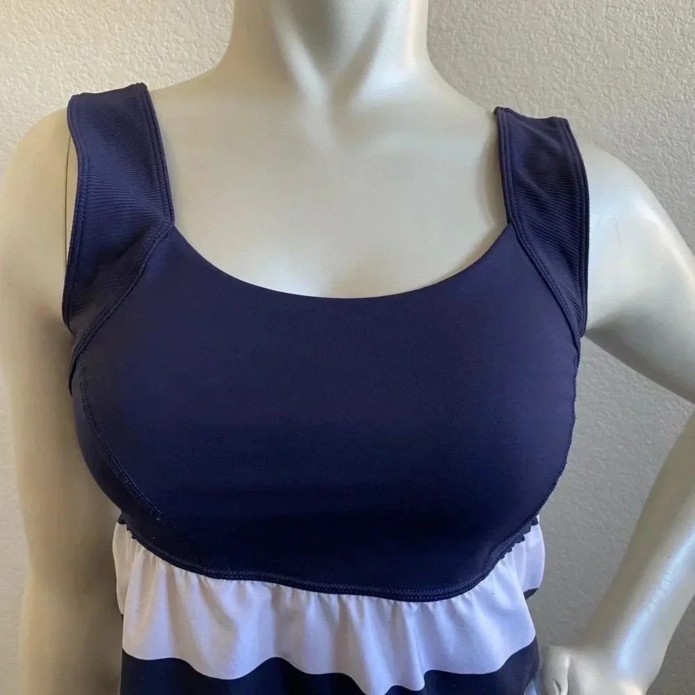 ❤️ Lululemon Run Chase Me Tank Stripe White Indigo Womens 6